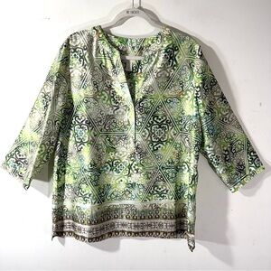 2/$35 Chico’s Block Print Green Popover Lightweight Tunic Top